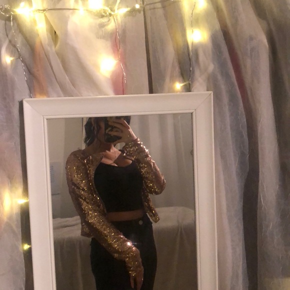 Shiny rose gold glitter sweater. - Picture 2 of 5